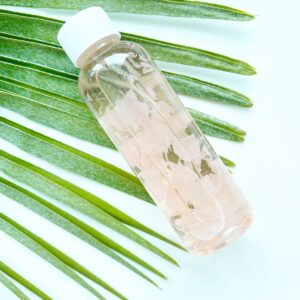 Alternative view of Serum für das Gesicht mit Rosenextrakt, Vitamin C und Peptiden